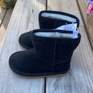 Brand new baby booties.  Size 6